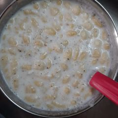 A picture of Boondi raita.