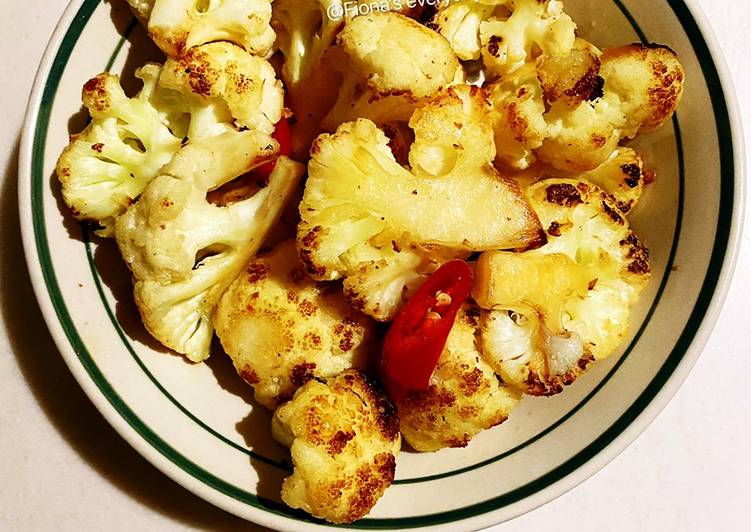 Dry-fried cauliflower 干煸花椰?