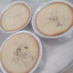 A picture of Mini cake.