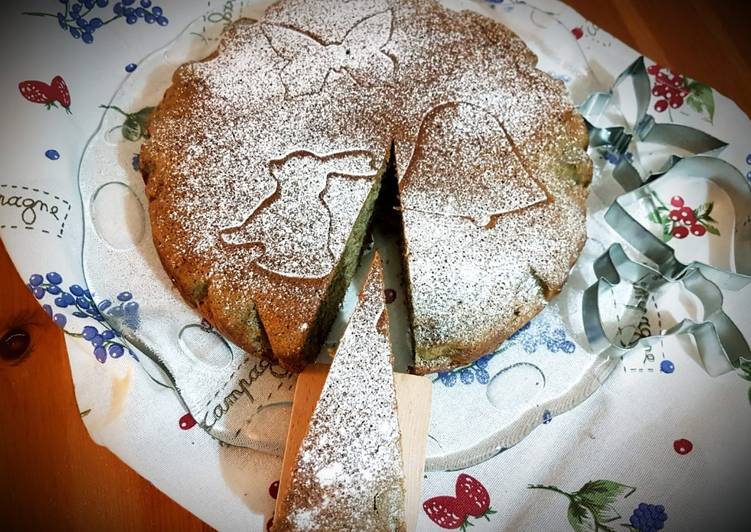 Torta semplice con farina di canapa