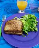 Sándwich de atún con queso