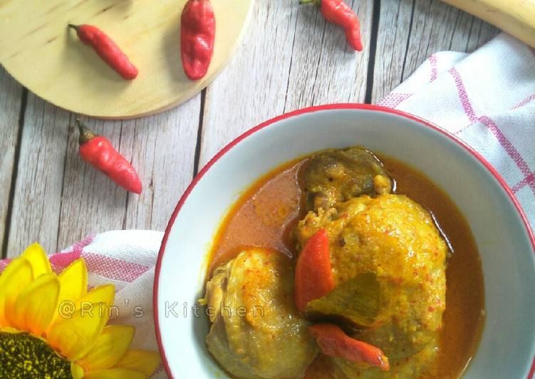 Get Inspiration of Gulai Ayam (Padang-Style Chicken Curry)