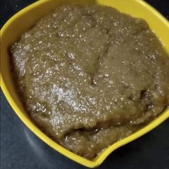 A picture of Pearl millet & ragi flour sira.