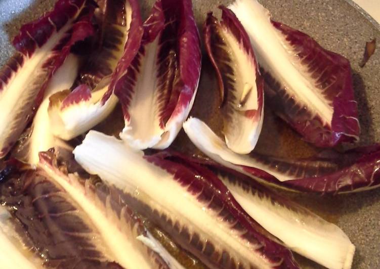 Radicchio rosso grigliato........ in pentola