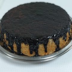 A picture of Walnut cake.
