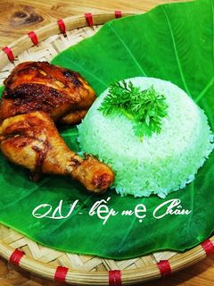 Hình của món Xôi lá dứa gà rô ti.