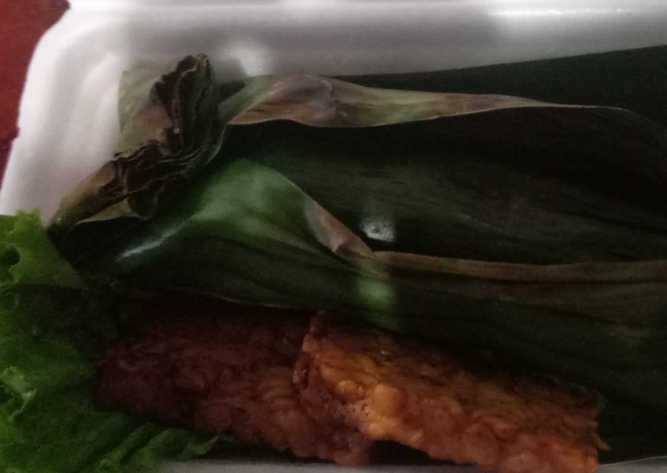 Nasi bakar ayam suwir