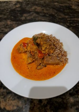 A picture of Creamy Paprika Beef.