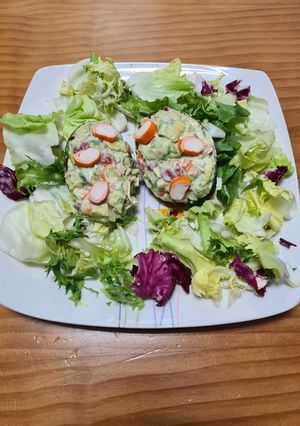 Una foto de 136. Aguacate Relleno