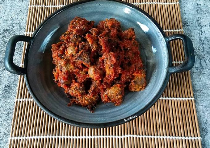 Cara bikin Sambal Goreng Hati (khusus pelengkap Soto Kutai atau Nasi Sop) Cara bikin Sambal Goreng Hati (khusus pelengkap Soto Kutai atau Nasi Sop)