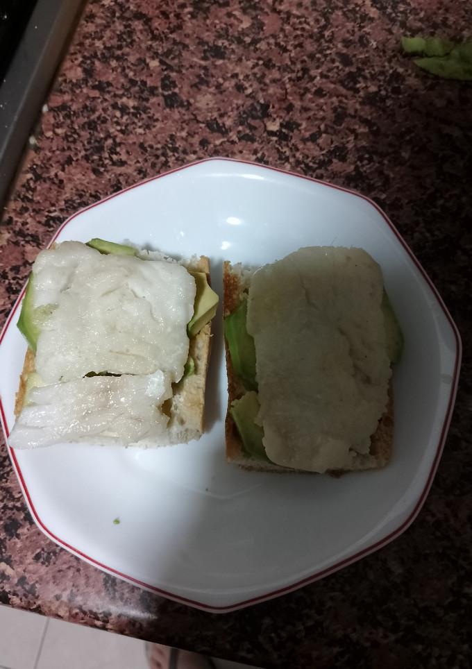 Una foto de Tosta de bacalao