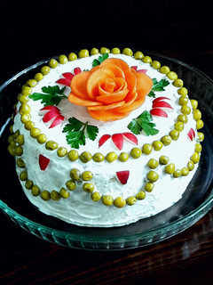 عکسی از دستور سالاد الویه با تزئین (۴)
