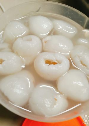 Hình của món Vải ngâm đường.
