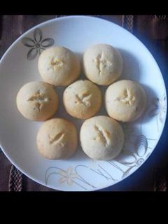 A picture of Nan Khatai.