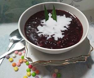 Masakan Populer Bubur Ketan Hitam Paling Enak