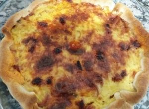Una foto de Quiche de frankfurts y sobrasada