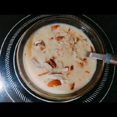 A picture of Apple custard.