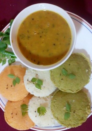 A picture of Sambar Idli.