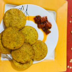 A picture of Soya flour spicy puri.
