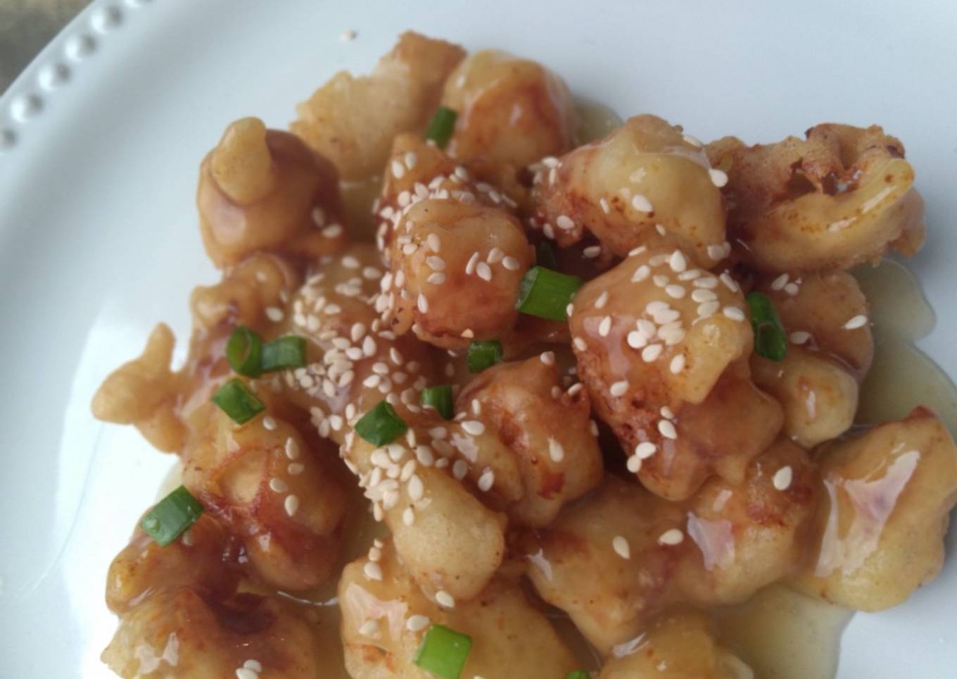 Pollo rebozado con salsa de piña