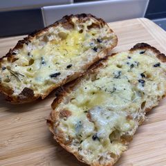 Easy-Cheesey Black Garlic and Thyme Ciabatta 🥖🧄🌿 A picture of Easy-Cheesey Black Garlic and Thyme Ciabatta 🥖🧄🌿.