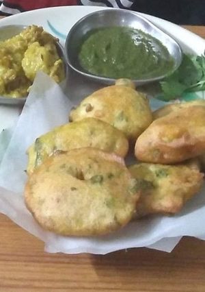 आलू के पकौड़े   (aloo ke pakode recipe in Hindi) रेसिपी मुख्य फोटो