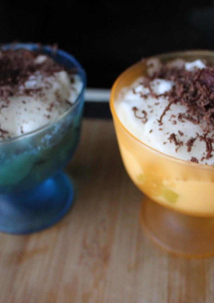 Una foto de Plátano con kiwi y yogurt
