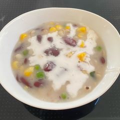 A picture of Sweet Job’s Tear, Kidney Red Beans & Sweet Corn with Coconut Milk.