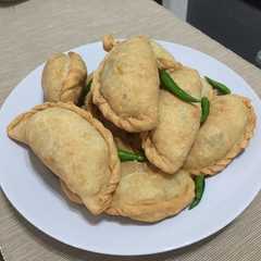 A picture of Curry Puff / Pastel.