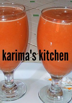 A picture of Watermelon pineapple juice.