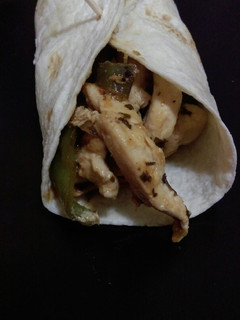 Una foto de Fajitas con chimichurri