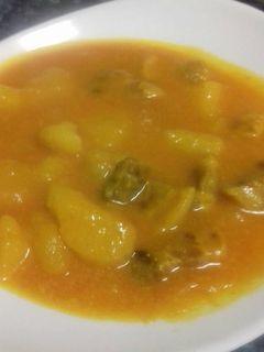 Una foto de Guiso de patatas con costillas de cerdo