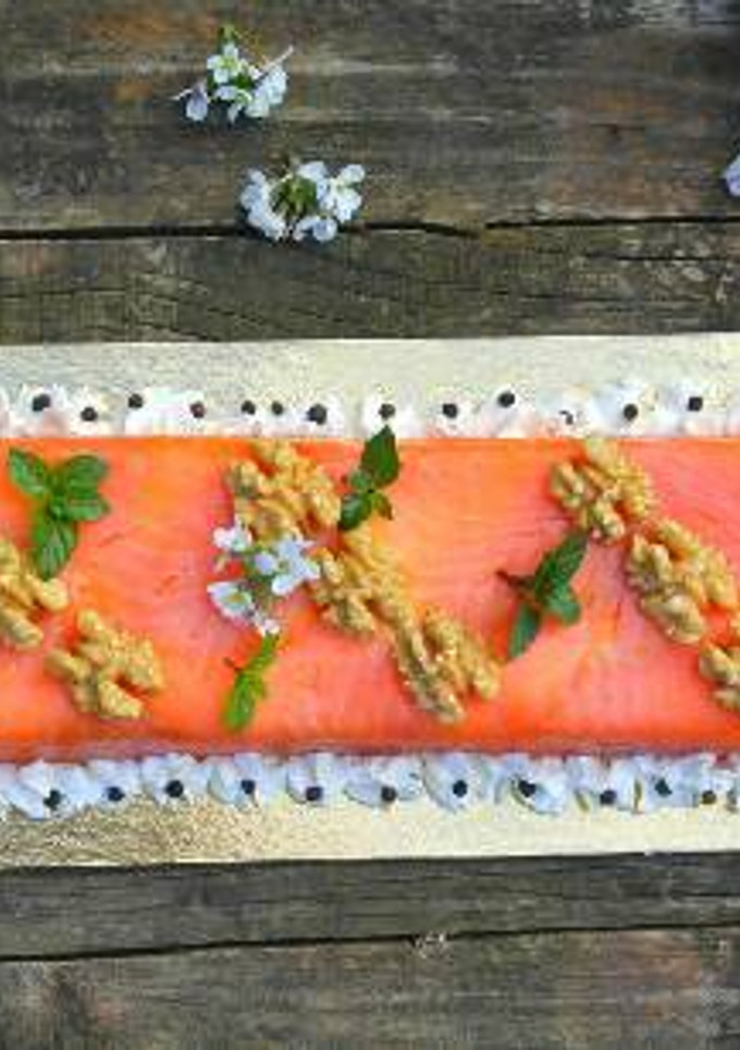Una foto de Pastel de salmón ahumado