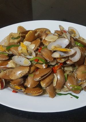 Foto resep Tumis kerang batik pedas