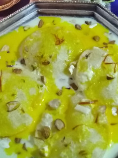 பால் போளி (Paal poli recipe in tamil) செய்முறை முக்கிய புகைப்படம்