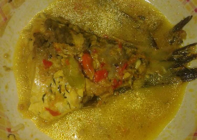 Langkah mengolah Ikan mas bumbu kuning pedaaaas, Bisa Manjain Lidah