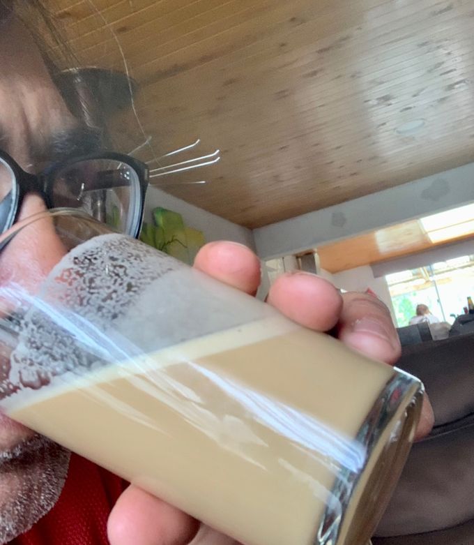 Una foto de Malta con Leche Condensada