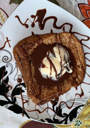 A picture of Chocolate French Toast.