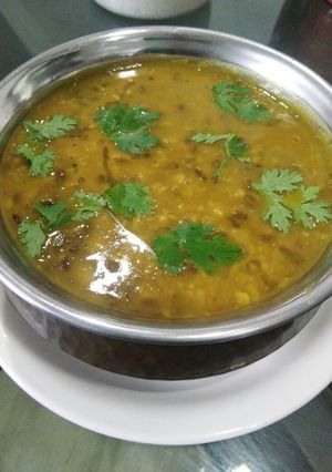 A picture of Langar wali Dal Maa choley ki dal.