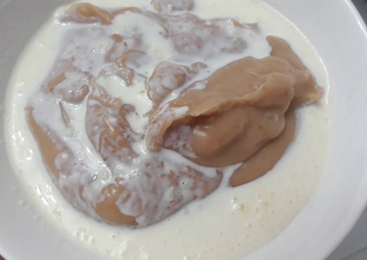 Brown pap and milk