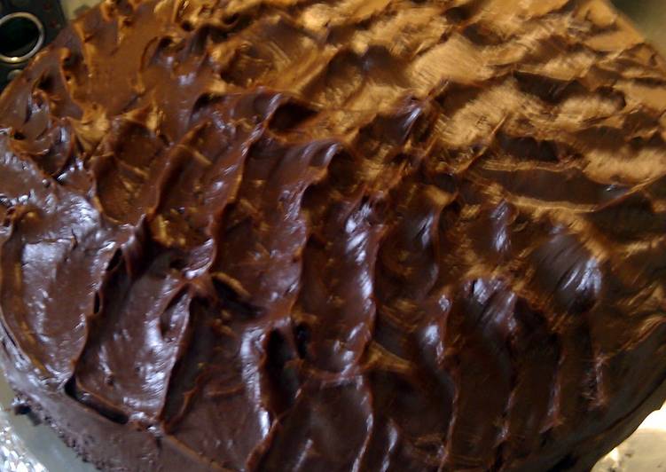 Steps to Make Ultimate &#39;v&#39; chocolate layer cake