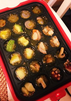 A picture of Easy and Fun Takoyaki Pan Ajillo (Spanish Garlic Oil Tapas).