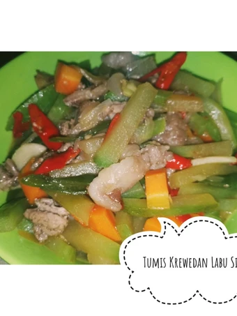 Langkah Mudah untuk Membuat Resep Masakan Rumahan = Tumis Krewedan (Daging Sapi) Labu Siam yang Menggugah Selera