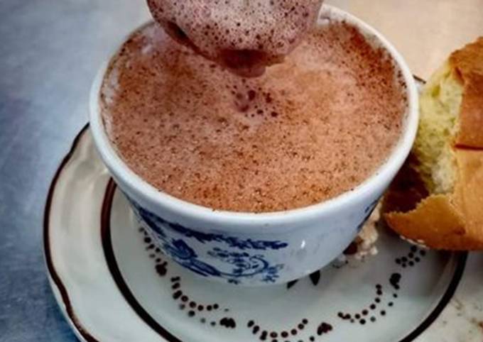 Chocolate bebida tradicional Receta de Adrián Luis - Cookpad