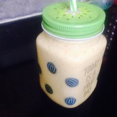A picture of Mango milk shake.