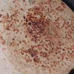 A picture of Aloo parantha.