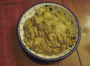 Una foto de Romeritos en mole verde