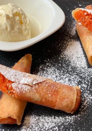A picture of Gajar halwa rolls.