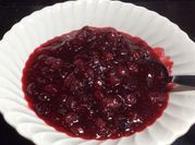 A picture of cranberry sauce
