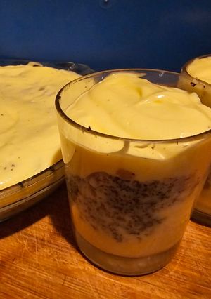 Hidegen készült mascarponés mákosguba pohárkrém recept fotója